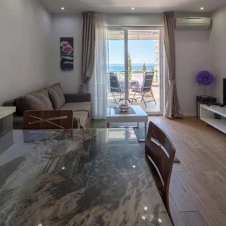 Nena * Макарська