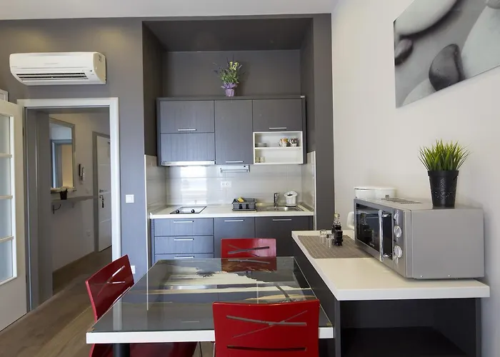 Nena Apartment Makarska