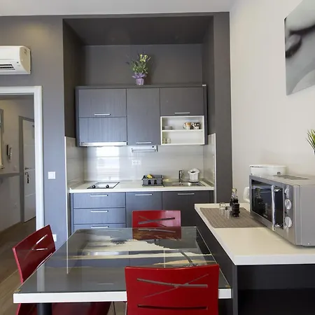 Nena Apartment Makarska