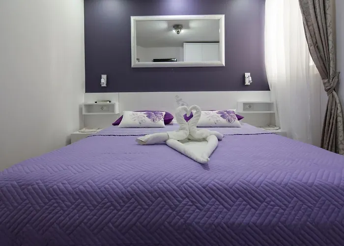 Nena * 마카르스카